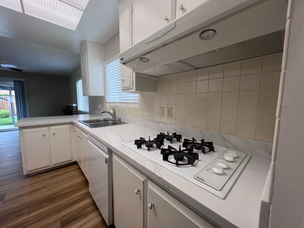 Building Photo - 4034 Alvarado St