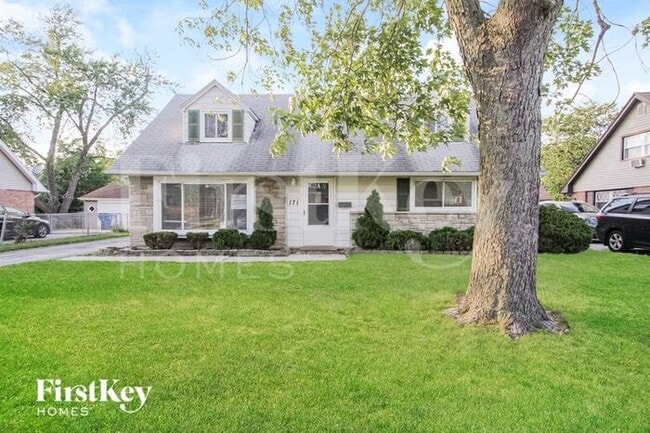 Primary Photo - 171 Craig Dr W