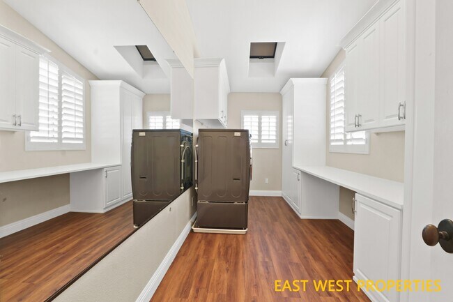 Building Photo - 18 Timbergate