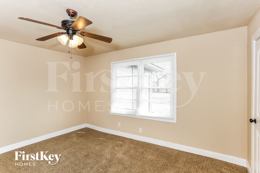 Building Photo - 1103 Warden St