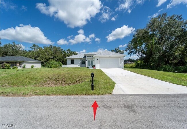 Building Photo - 1508 Hibiscus Ave