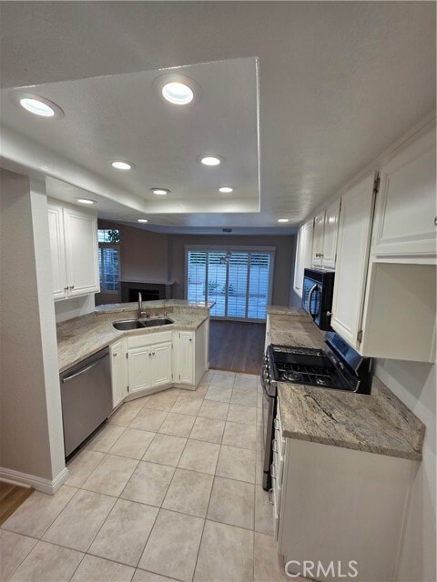 Building Photo - 2211 Carob Way