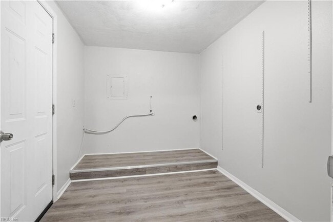 Building Photo - 1261 Clydesdale Ln