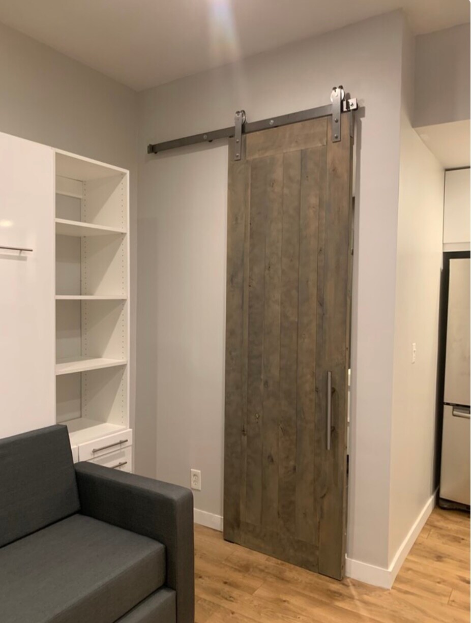 Building Photo - 368 Pershing Dr