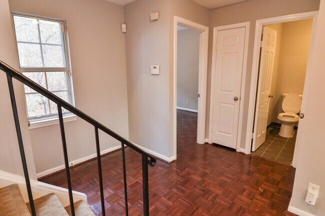 Building Photo - 10488 Parthenon Ct