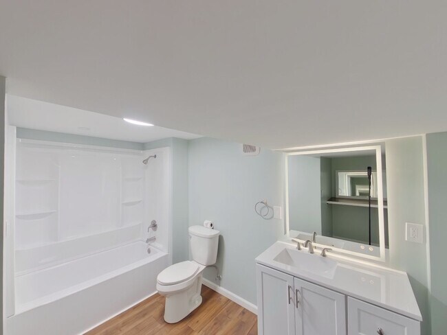 Building Photo - 3534 W 11th St N