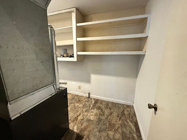 Building Photo - 1922 W Washington- Single Family Home