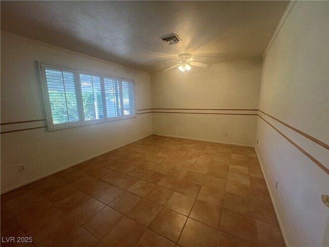 Building Photo - 1650 Waldman Ave