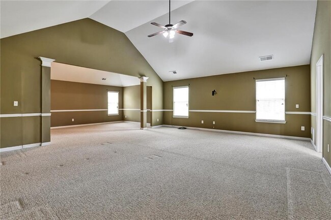 Building Photo - 159 Molly Way