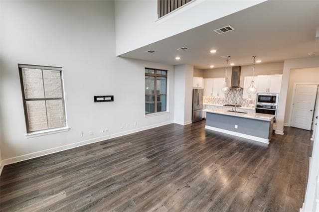 Building Photo - 1026 Manacor Ln
