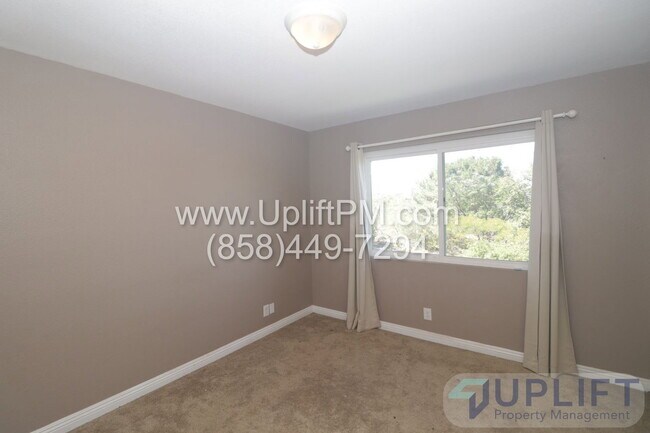 Building Photo - 15436 Las Manzanitas Rd