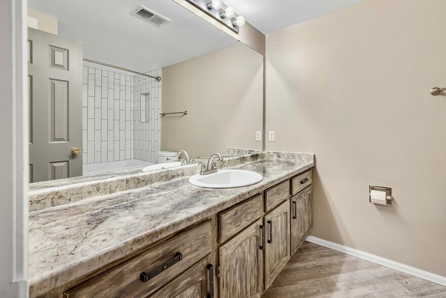 Building Photo - 780 Copper Ln