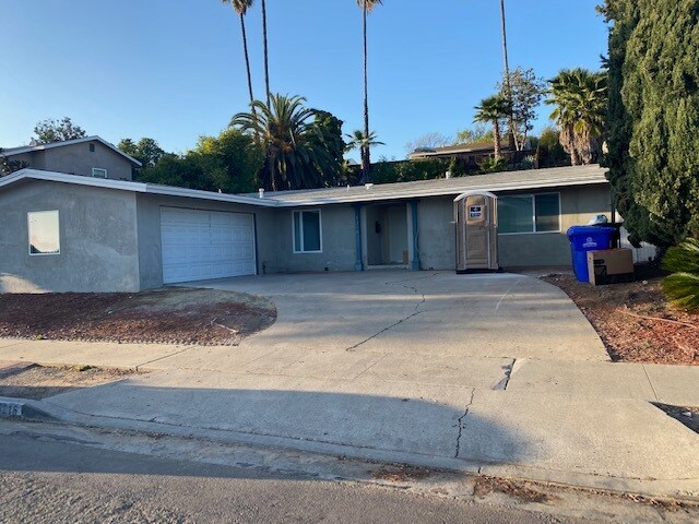 Building Photo - 5216 College Gardens Ct