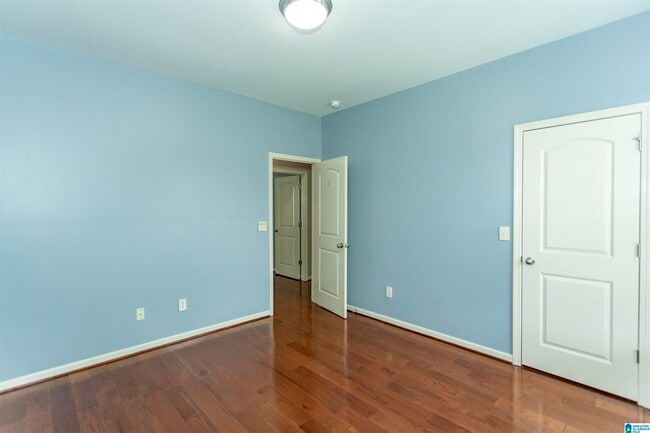 Building Photo - 4350 Sierra Dr