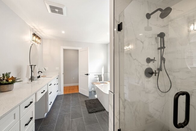 Building Photo - 41 Peach Orchard Rd