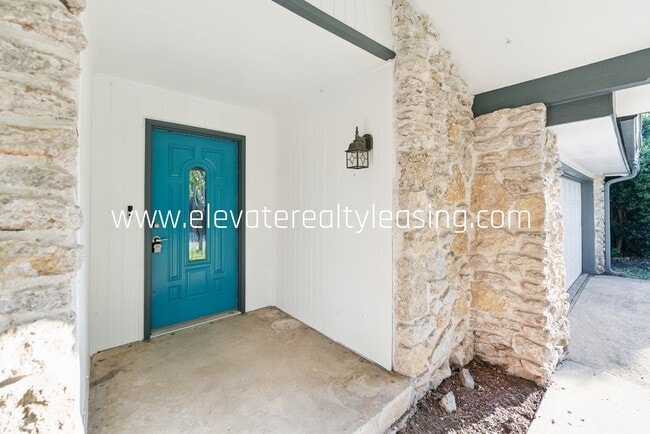 Building Photo - 7212 E 76th St