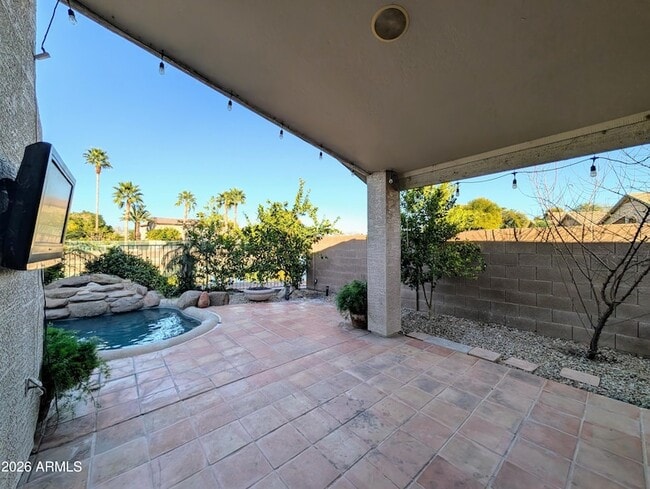 Building Photo - 11134 W Windsor Ave