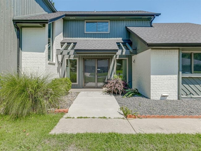 Building Photo - 3405 Woodsboro Dr