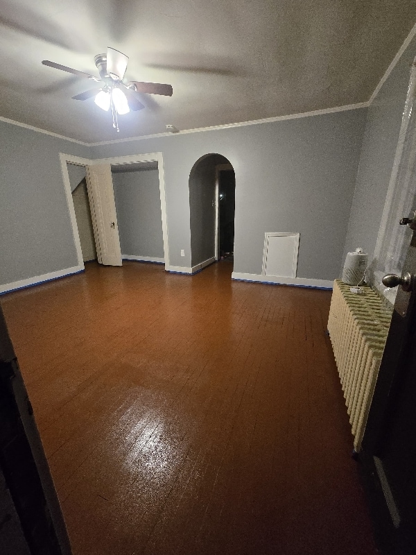 Building Photo - 327 Rustic Ave