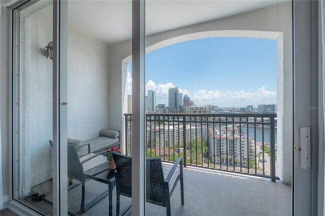 Building Photo - 345 Bayshore Blvd