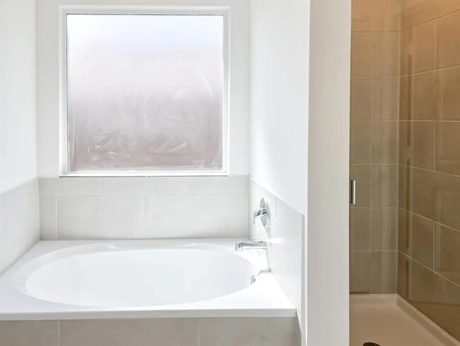 Building Photo - 1633 Four Waters Lp