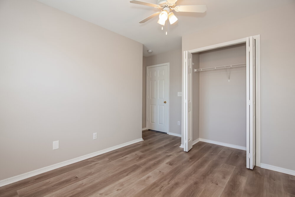 Building Photo - 8126 Rosberg Ln