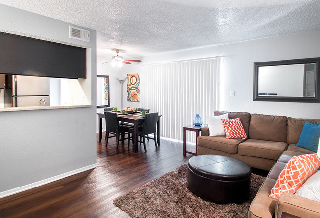 Living Room & Dining Area - Villas of Oak Creste