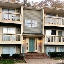 Building Photo - Updated condo across from UNCC!! Dont Miss...