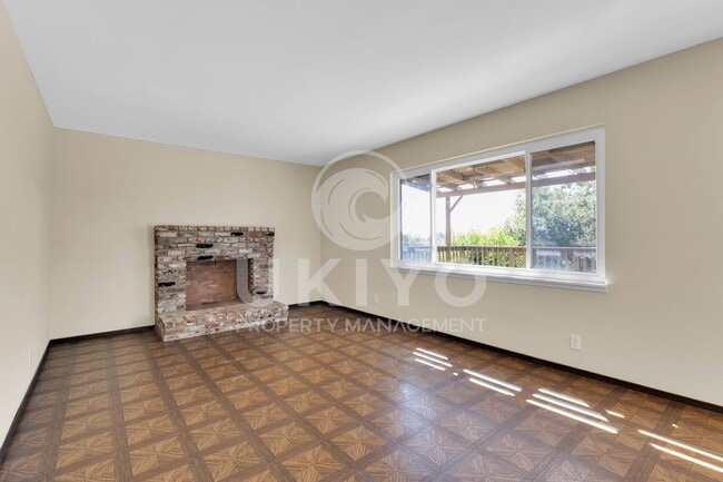 Building Photo - 4081 Oak Hill Rd