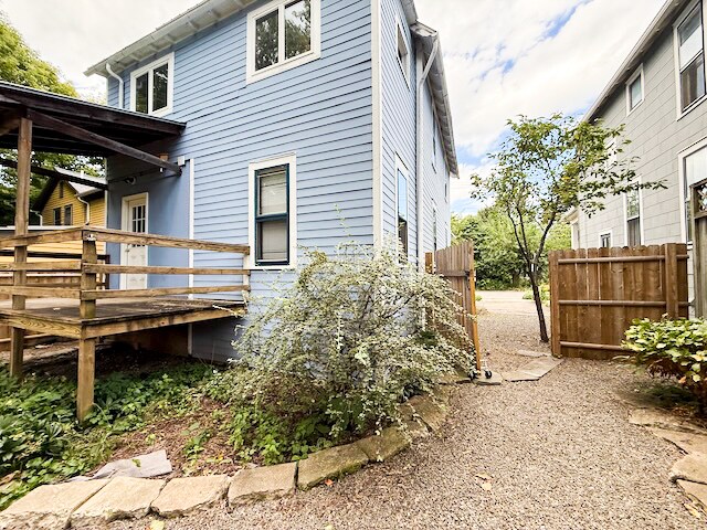 Building Photo - 307 Cascadilla St