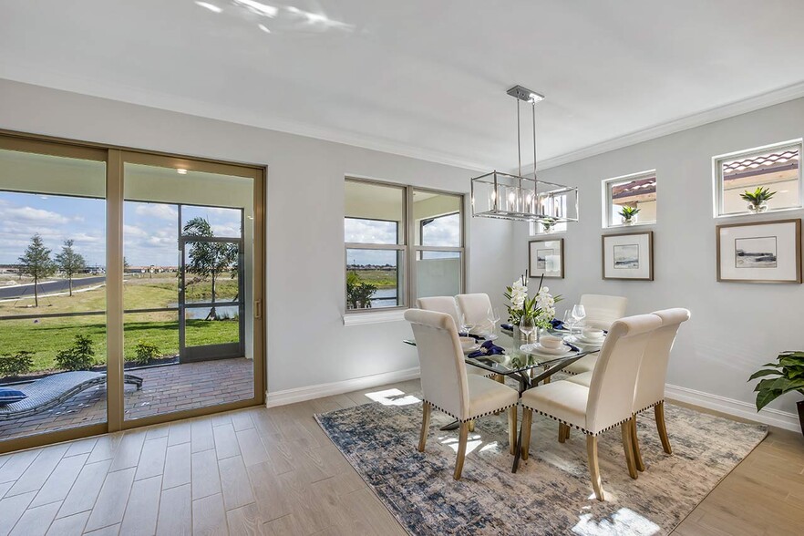 Dining area - 748 Ravello Blvd