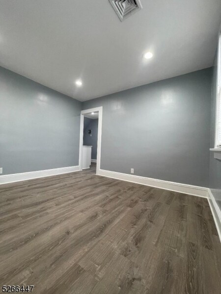 Primary Photo - 58 Sidney St