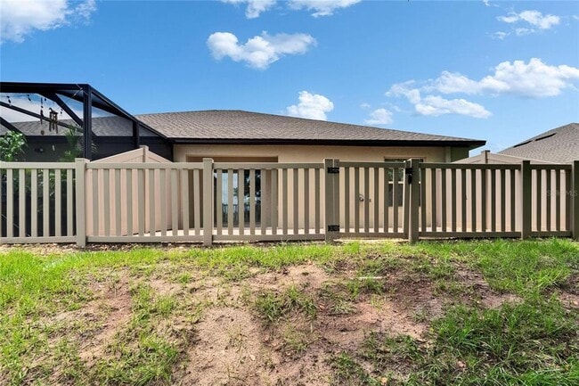 Building Photo - 14047 Weddington Ter