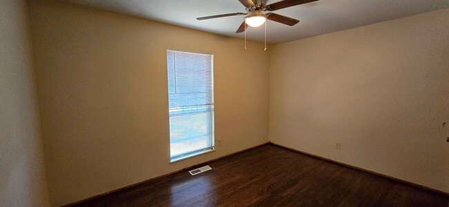 Building Photo - House for Rent in Florissant