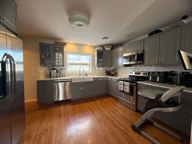 Building Photo - 558 Mallard Ln