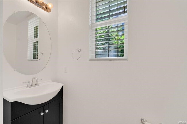 Building Photo - 15723 Parkhouse Dr