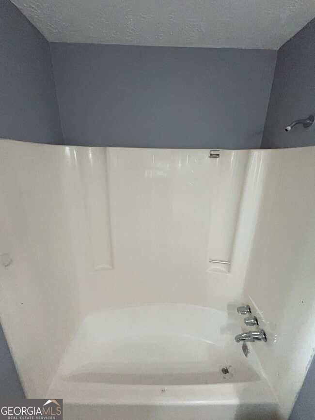 Building Photo - 1682 Charmeth Rd