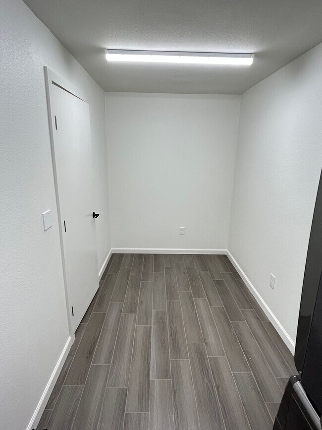Building Photo - Remodeled Home Near Downtown Chandler!