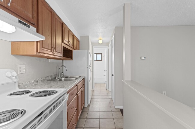 Interior Photo - 3555spen