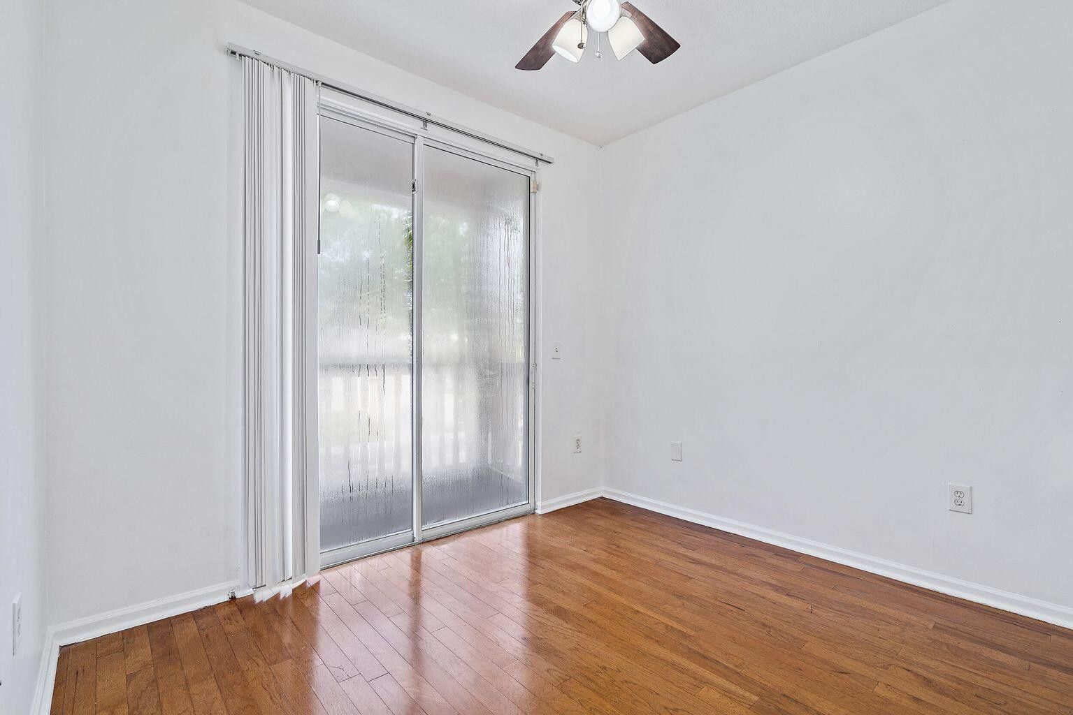 Building Photo - 255 Murcia Dr