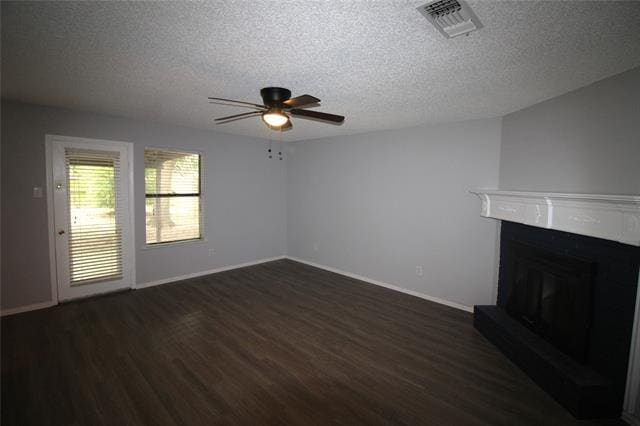 Building Photo - 4744 Meadow Trail Dr