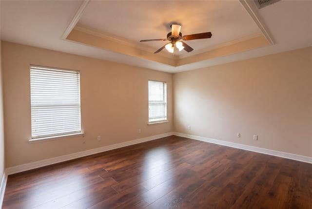 Building Photo - 3214 Grand Lake Dr