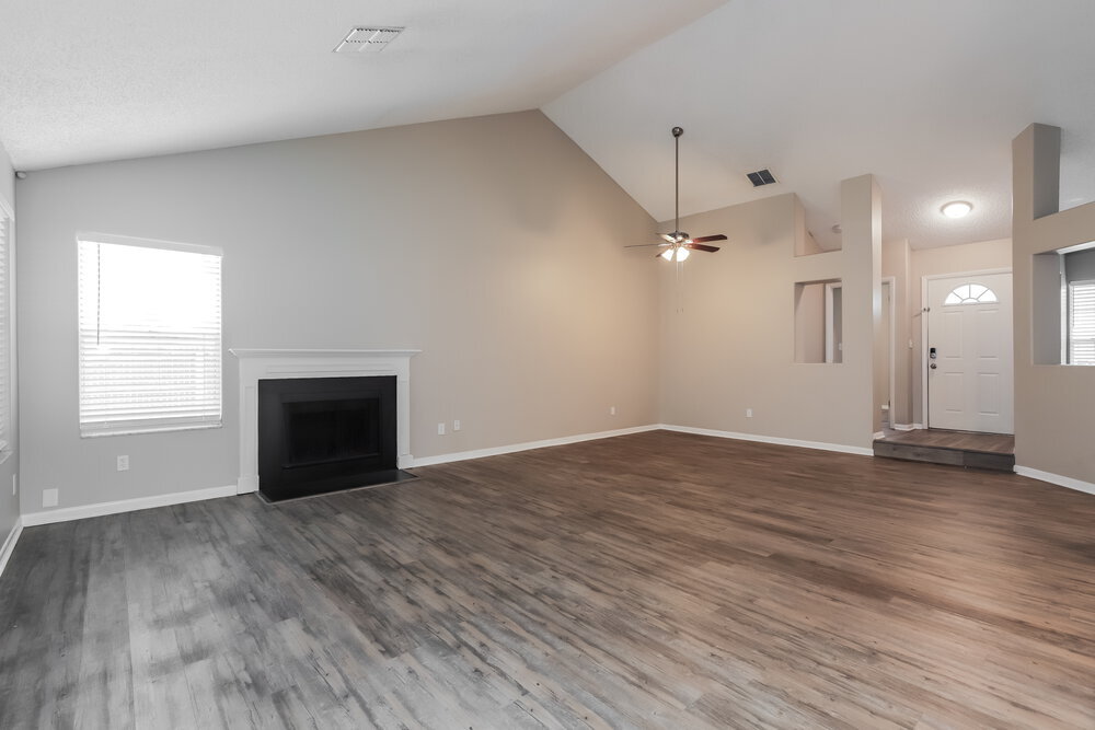 Building Photo - 10201 Evening Trail Dr