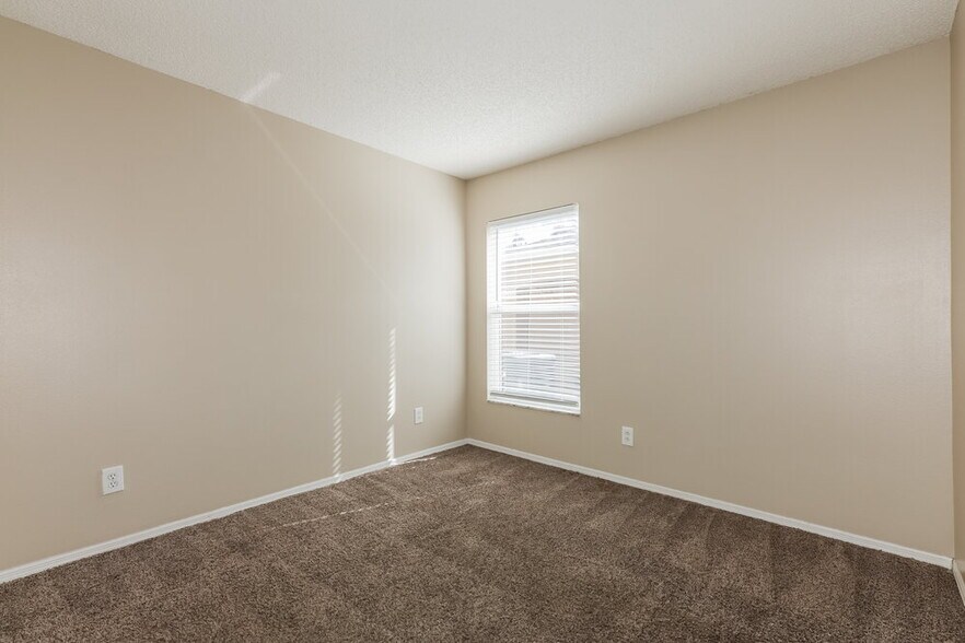 Building Photo - 8703 Morrison Oaks Ct