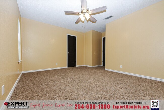 Building Photo - 1604 Edgefield St