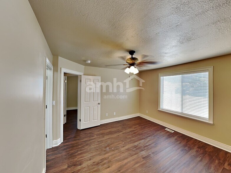 Building Photo - 1283 N 2525 W