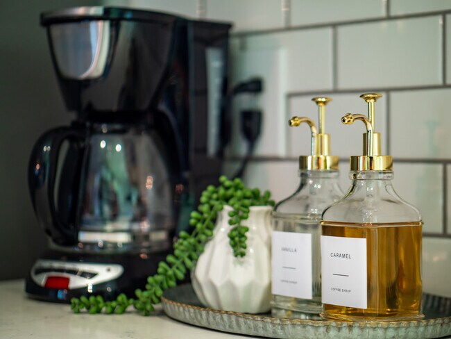 Building Photo - 122 Overlook Rd