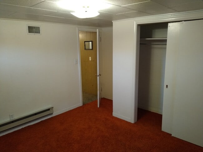 Building Photo - 86 N 1050 W