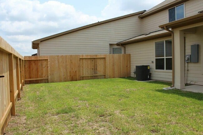 Building Photo - 12327 Dona Lane