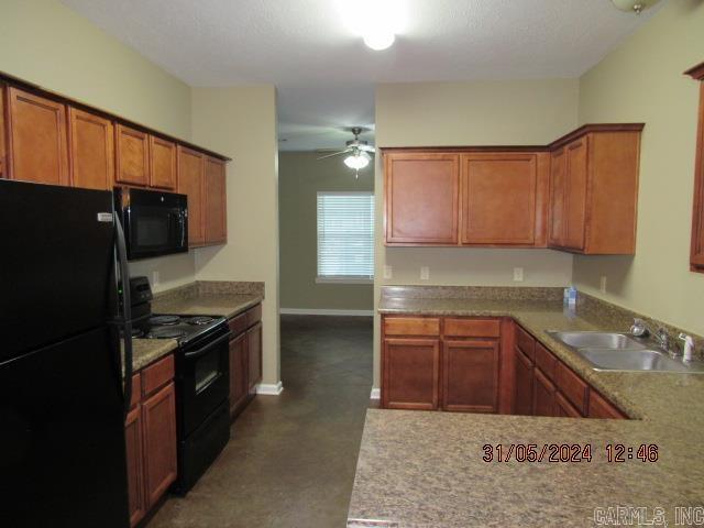 Building Photo - 1410 Robins St